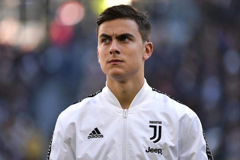 Футболист dybala фото